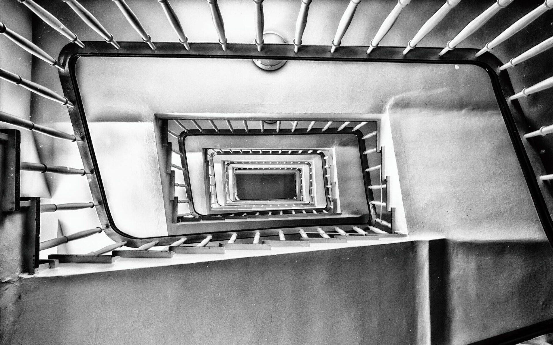Wałbrzych: Sprawcy pobicia na klatce schodowej zatrzymani /fot. pexels [zdjęcie poglądowe]