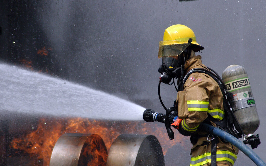 Sieroszów: Strażacy okradzeni podczas gaszenia pożaru